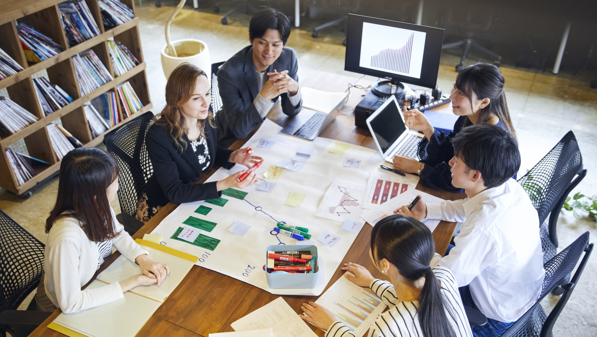 「取り急ぎご連絡まで」とは？「取り急ぎ」の意味を知って常識のある社会人を目指そう